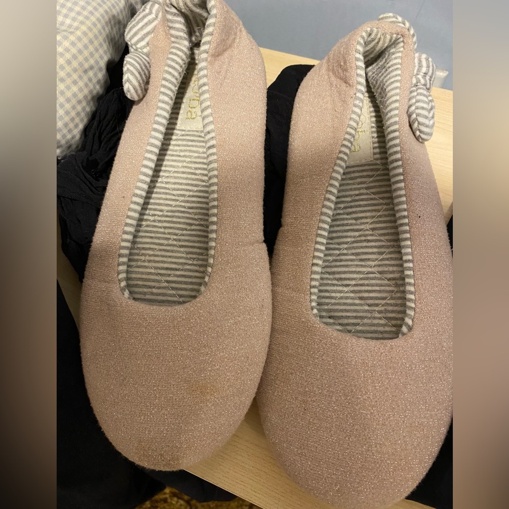 Kooba Pink/Gray Slippers with Bow - Women's Size L (8-9) Good Condition-Comfort